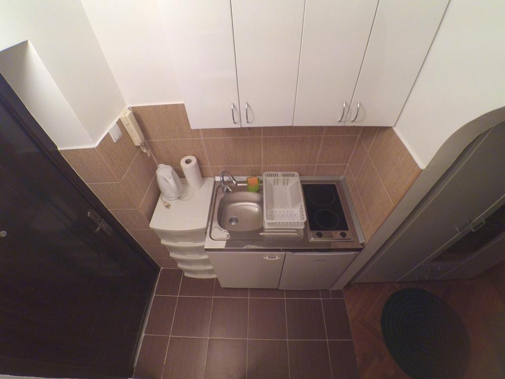 Sleep&Go Pedja Appartement Belgrado Buitenkant foto