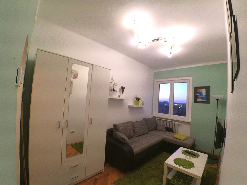 Sleep&Go Pedja Appartement Belgrado Buitenkant foto